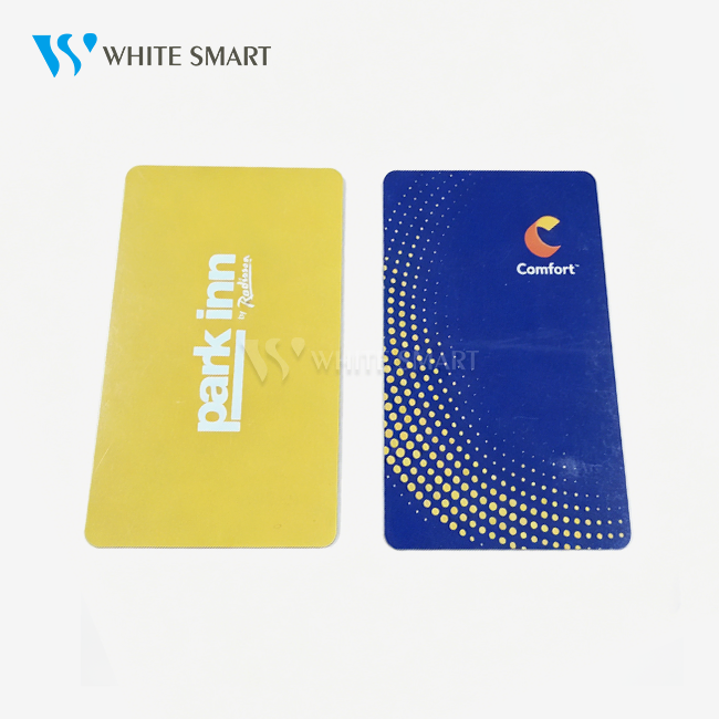 UHF smart card